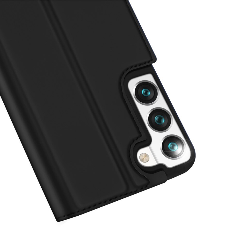 Skin Pro Series Samsung Galaxy S22 - Musta