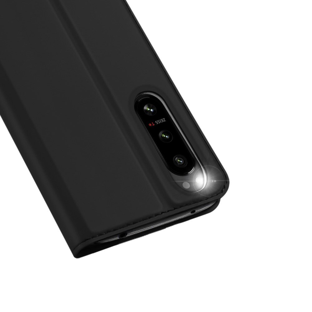Skin Pro Series Sony Xperia 5 IV - Musta