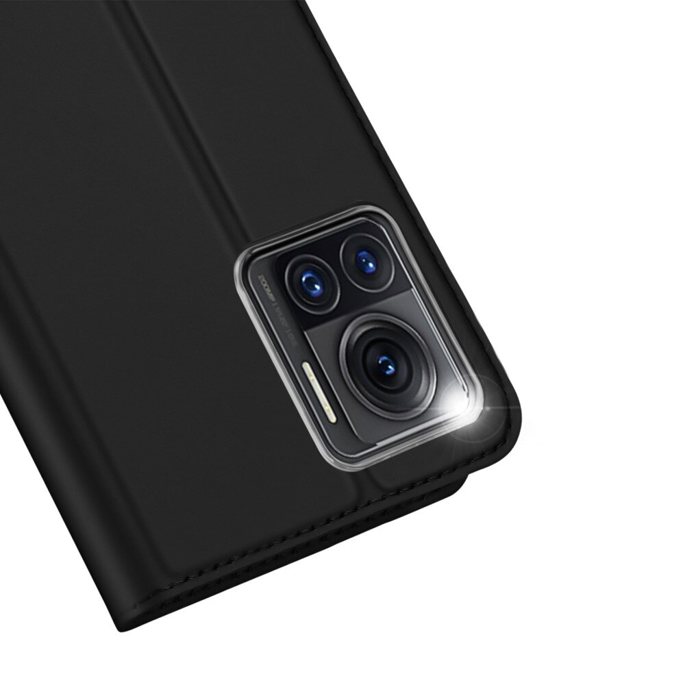 Skin Pro Series Motorola Edge 30 Ultra - Musta