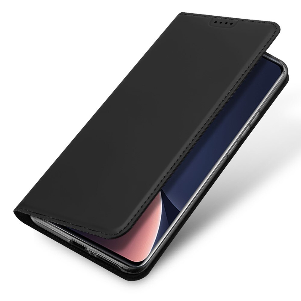 Skin Pro Series Xiaomi 13 Pro - Musta