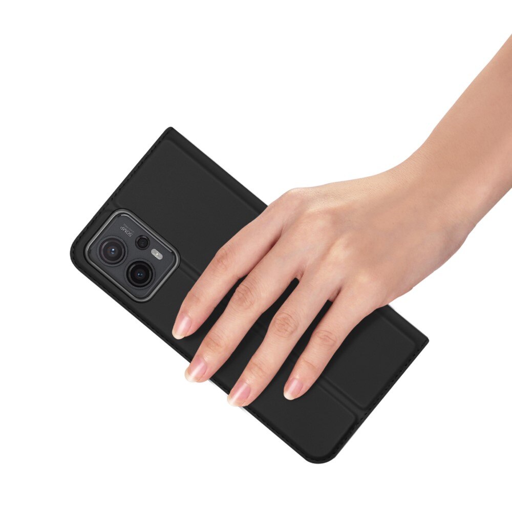 Skin Pro Series Motorola Moto G23 - Musta