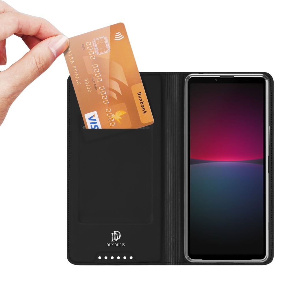 Skin Pro Series Sony Xperia 10 V - Musta