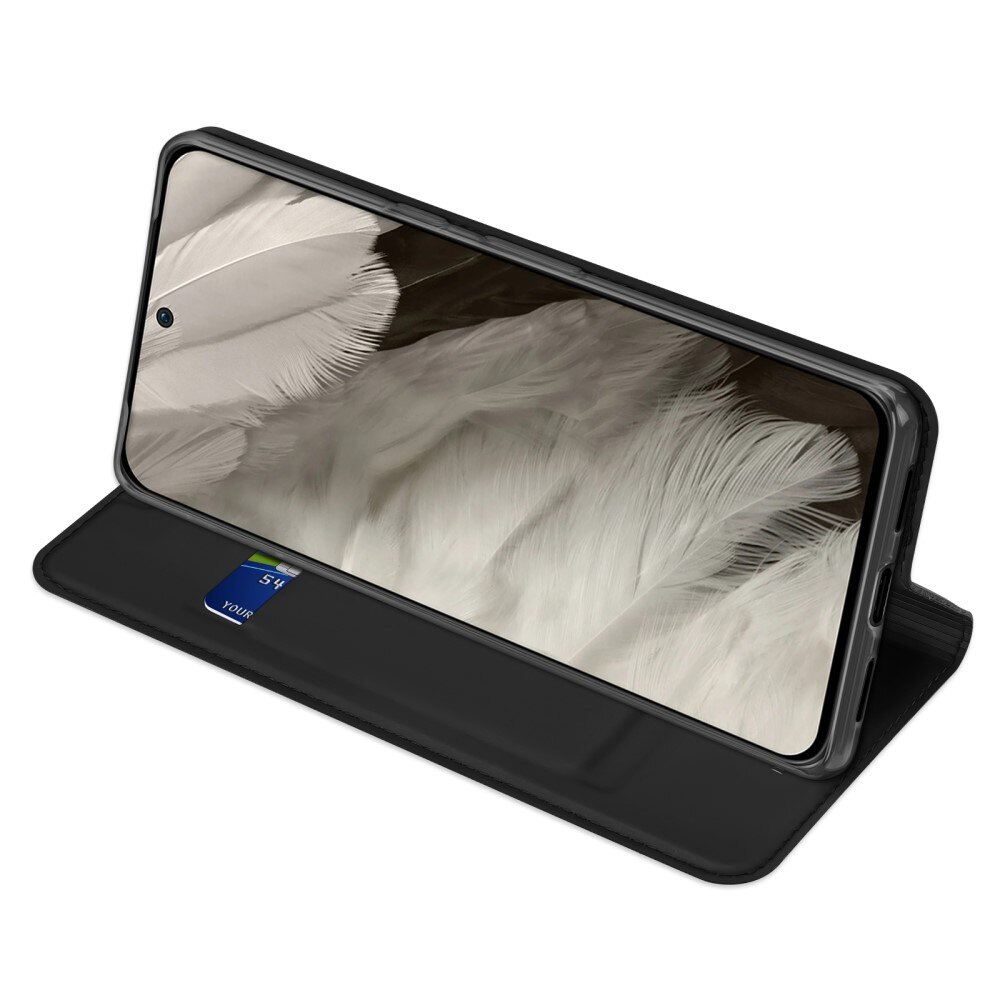 Skin Pro Series Google Pixel 8 - Musta