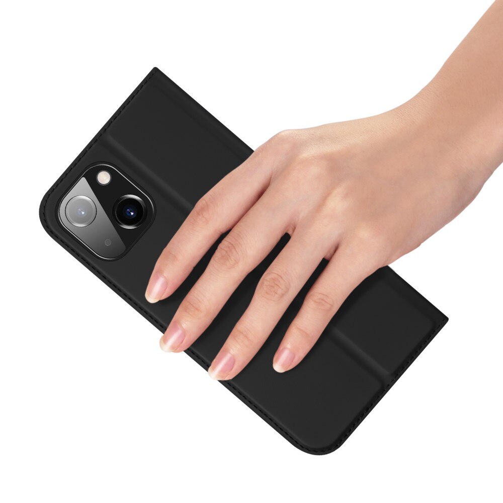 Skin Pro Series iPhone 15 - Musta