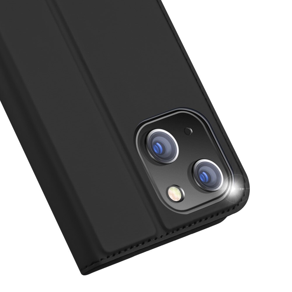 Skin Pro Series iPhone 15 - Musta