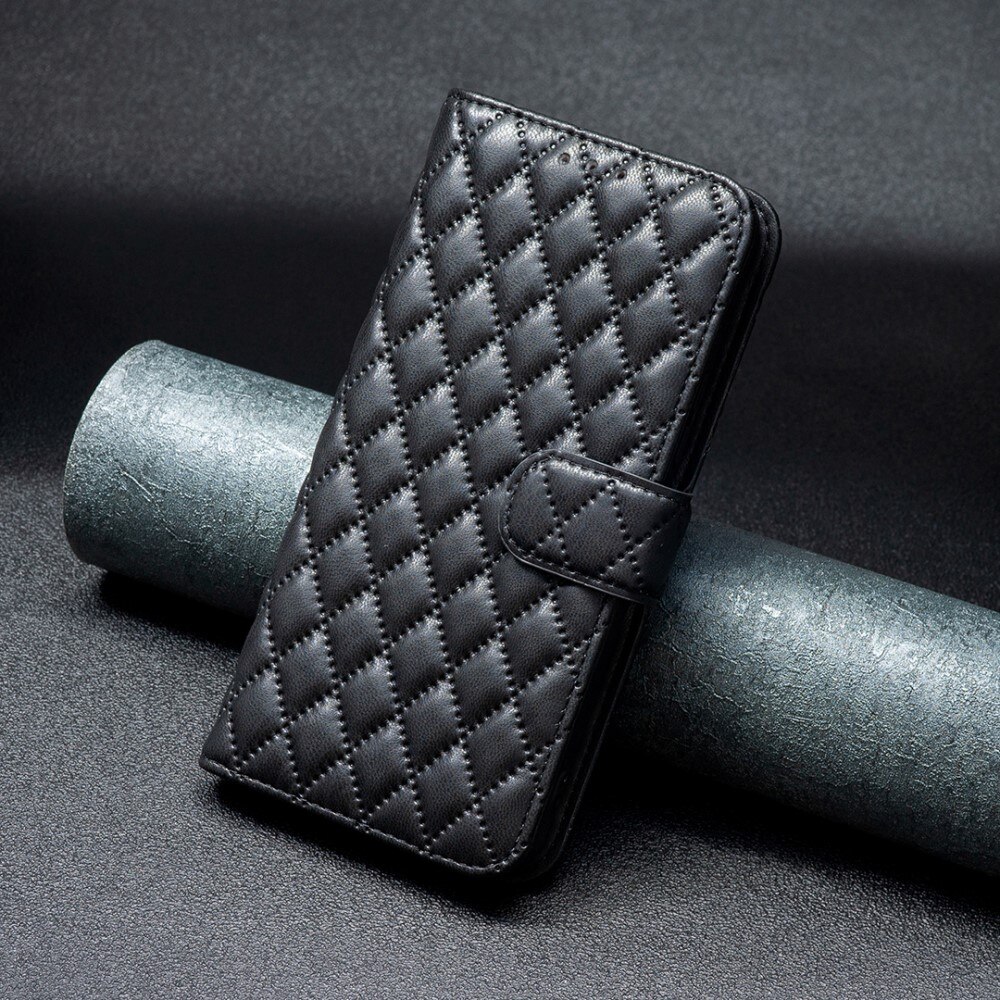 Lompakkokotelot iPhone 15 Quilted musta