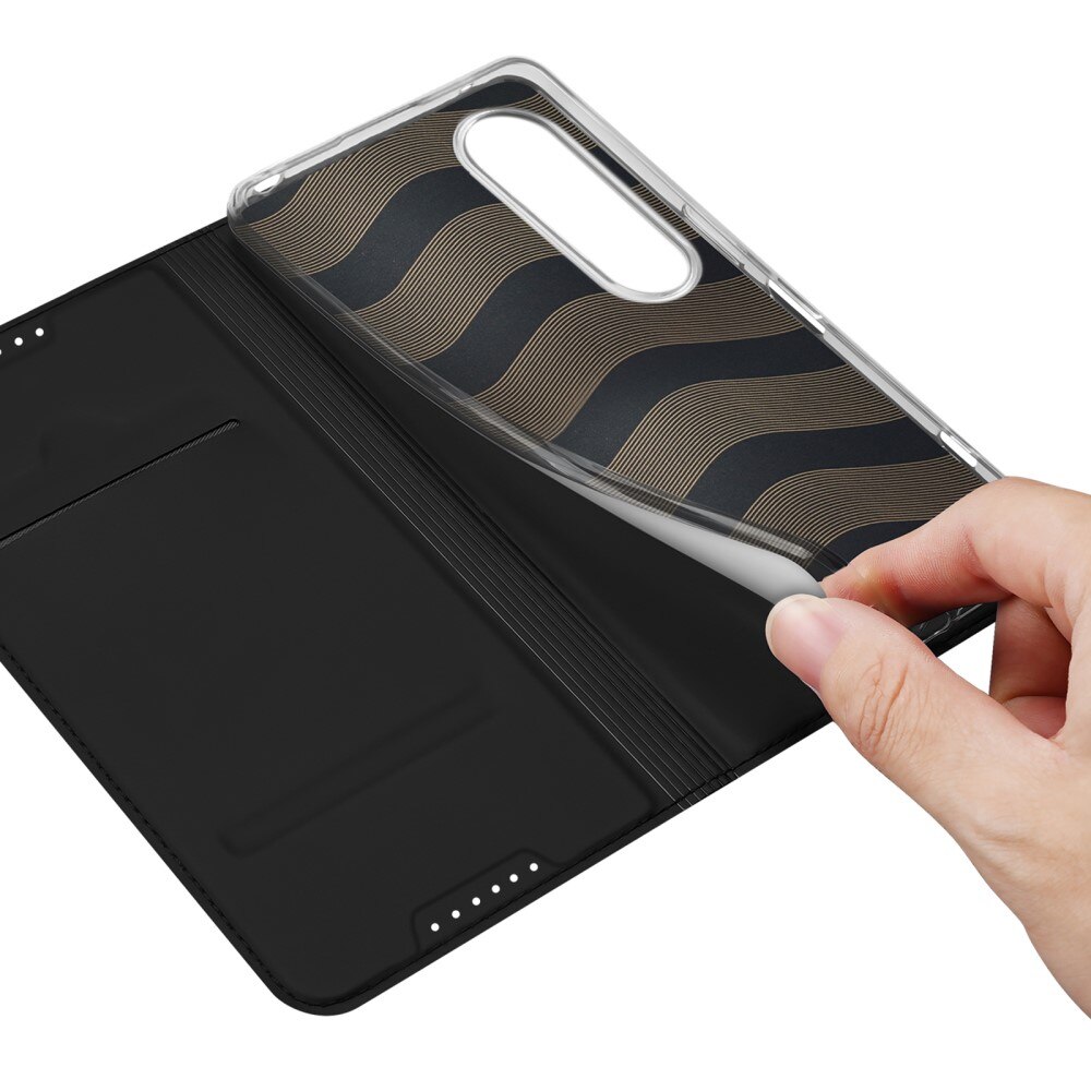Skin Pro Series Sony Xperia 1 VI - Musta