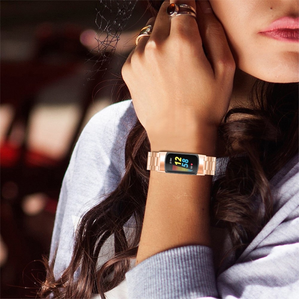 Metalliranneke Fitbit Charge 6 Ruusukulta